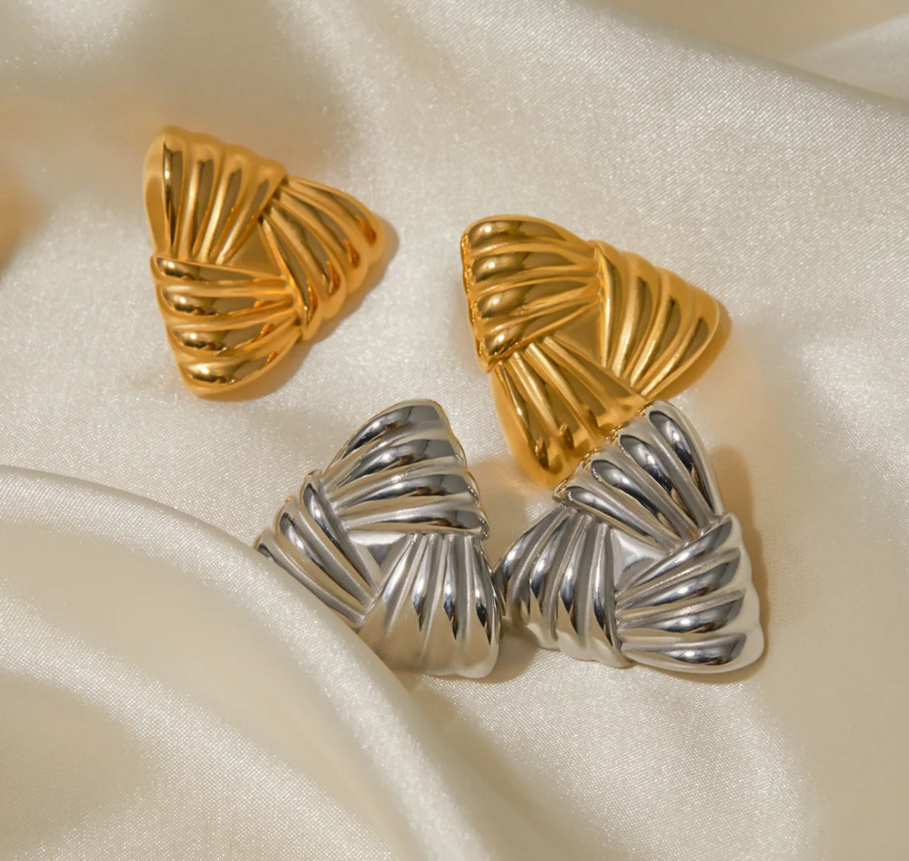 Giana Earrings